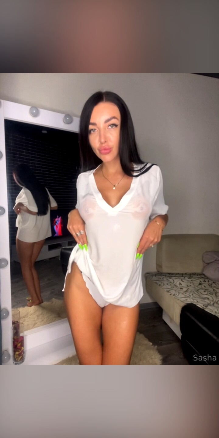 Photo full Sasha Savage