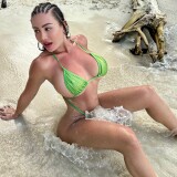 Photo from Francia James album