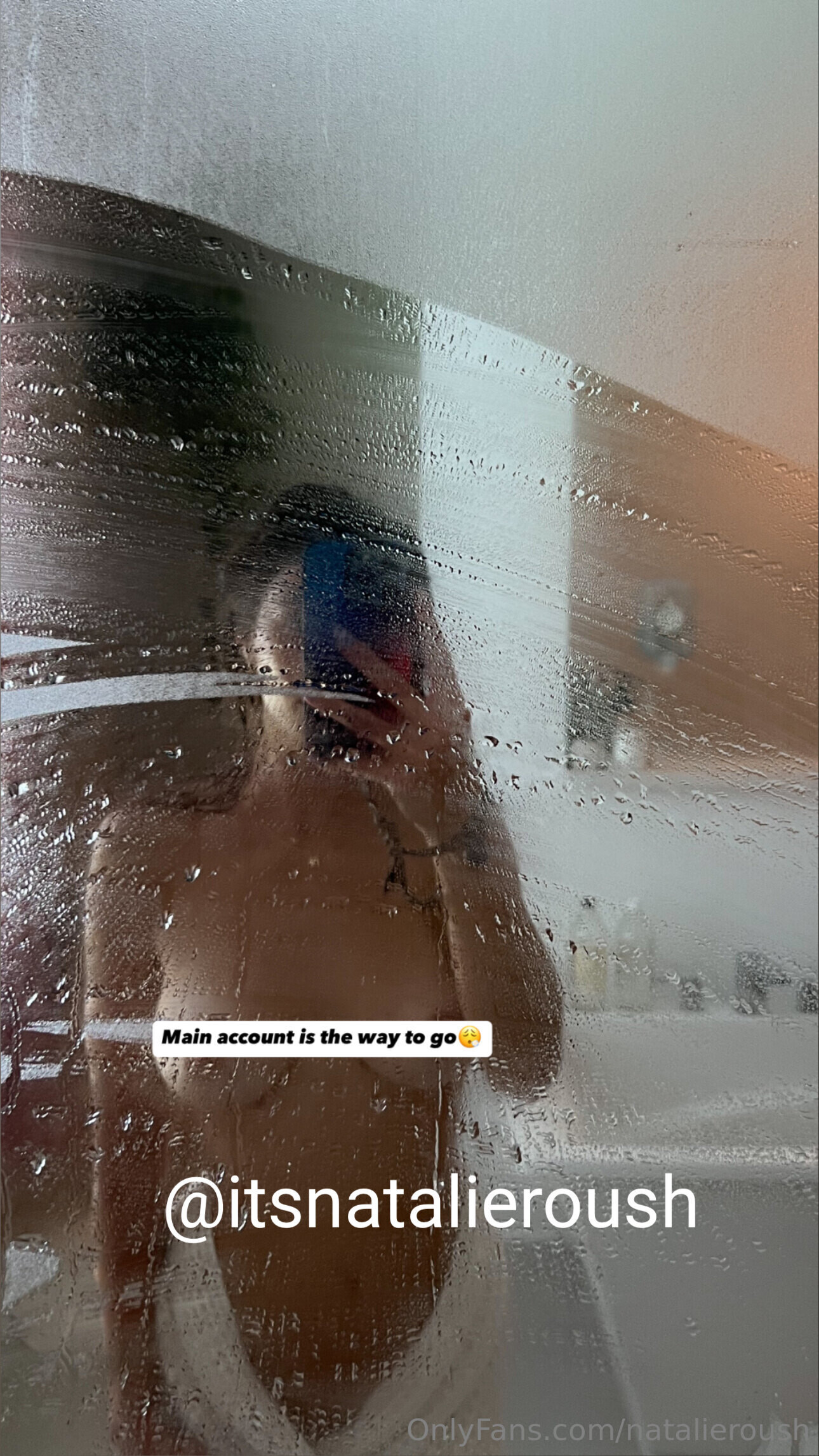 Photo full Natalie Roush