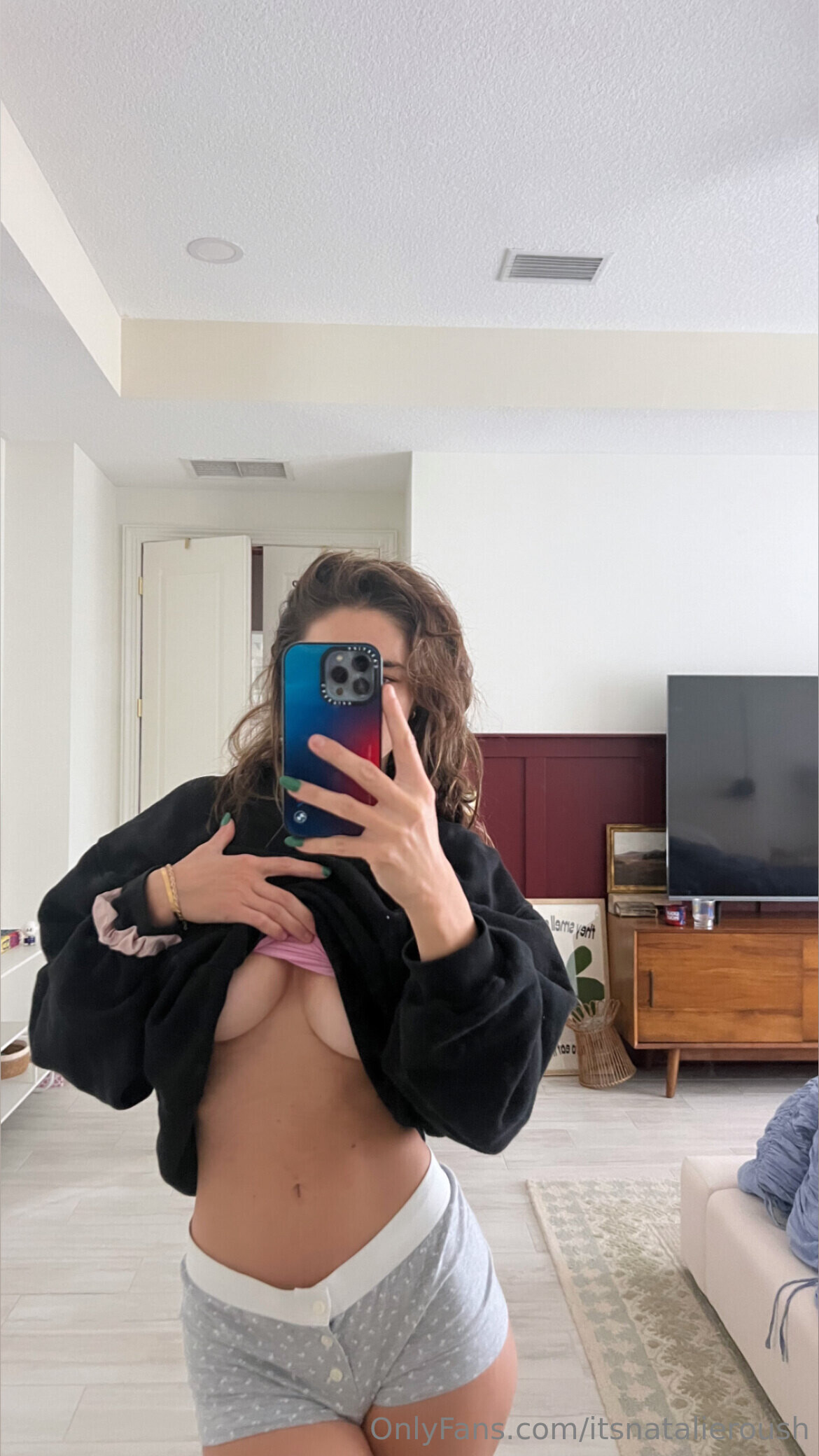 Photo full Natalie Roush