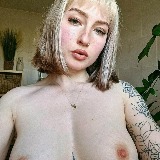 Photo from elliejade94 album